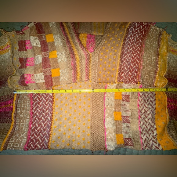 Easel Patchwork Knit Oversized Cropped Top Size Small - Picture 3 of 9